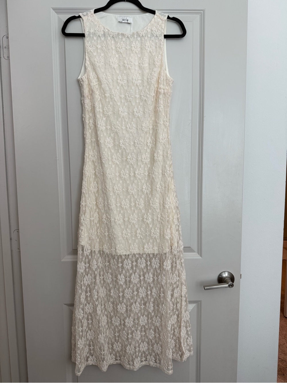 Cream Lace Sleeveless Maxi Dress (SADIE & SAGE)